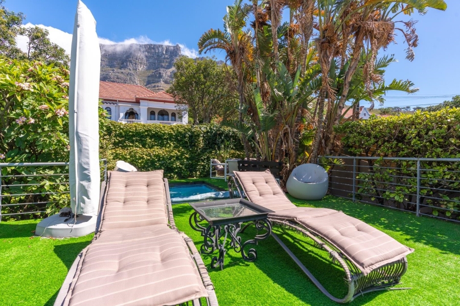 5 Bedroom Property for Sale in Oranjezicht Western Cape